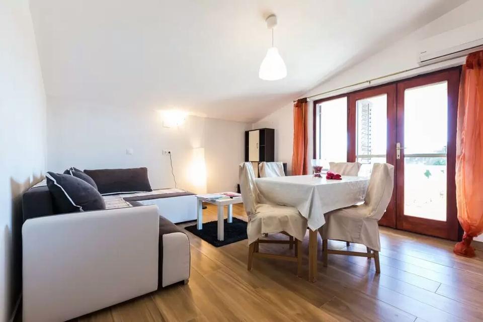 Apartments Marinka 비오그라드나모루 외부 사진